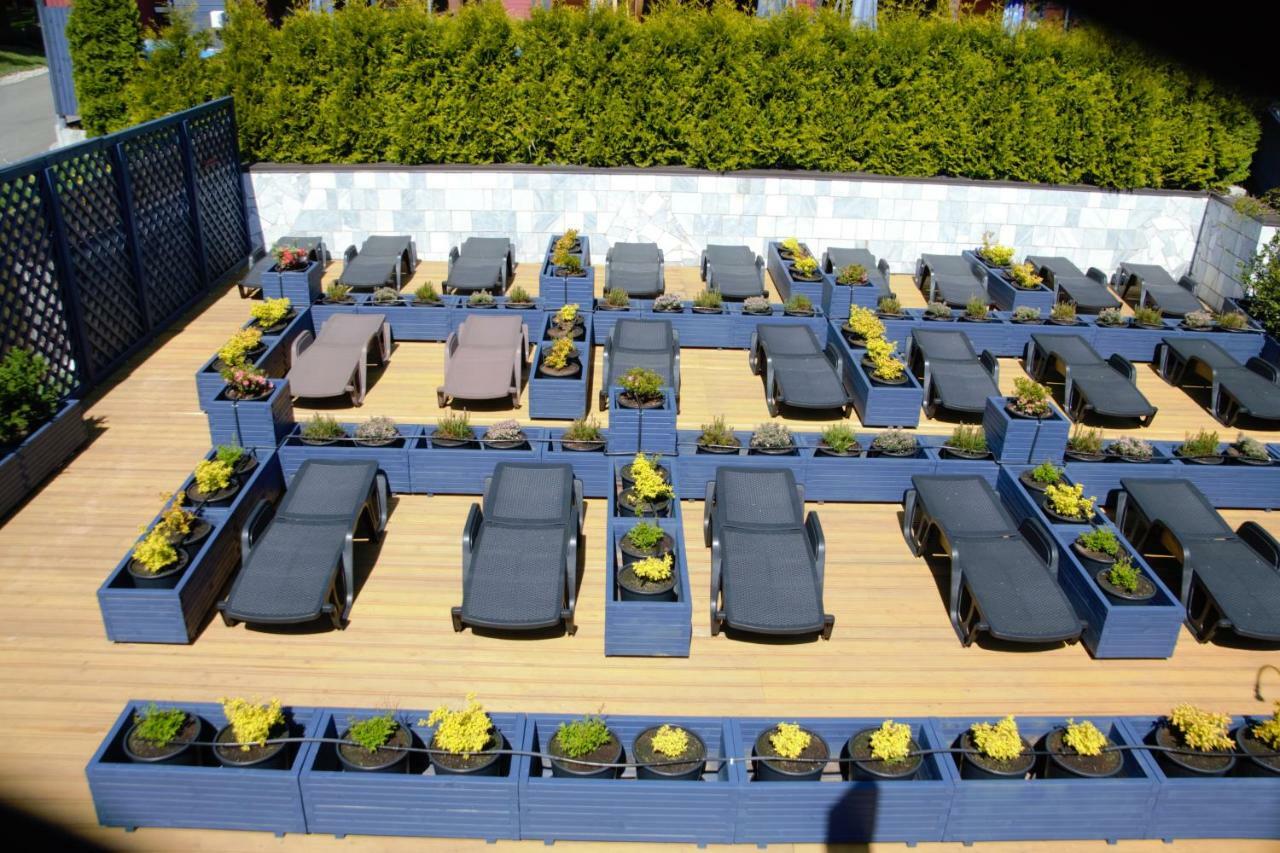 Porto Marine Hotel Jurmala Exterior photo